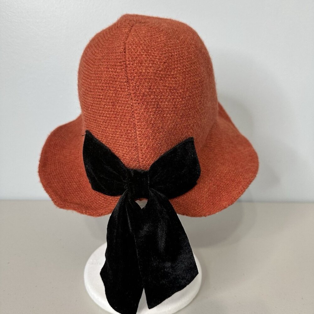 Hot‎ Wind Cloche Hat Orange Black Bow Wool blend New York 58 cm